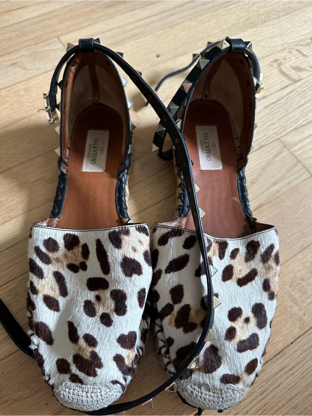 Valentino Garavani Rockstud Leopard Calf Hair Espadrille Flats – Size 38
